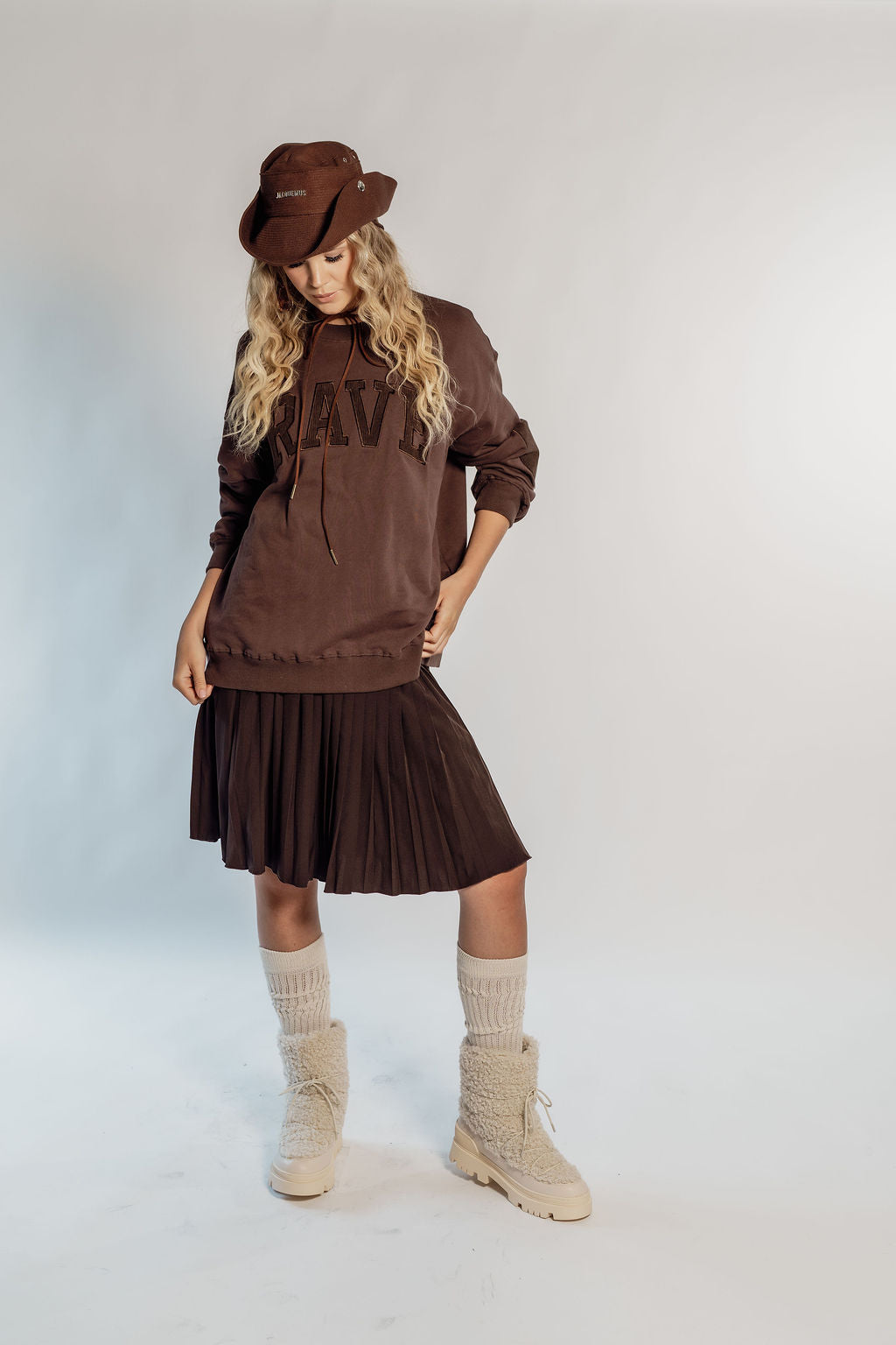 OVERSIZED RAVE - CHOCOLATE CORDUROY PATCH