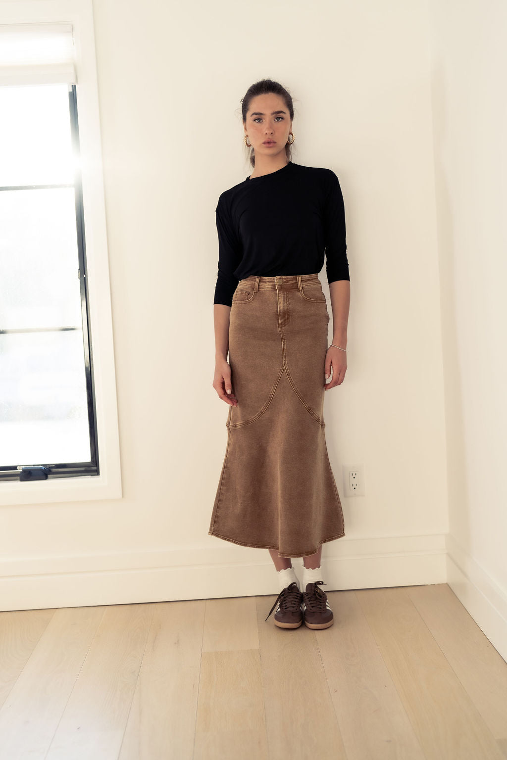 ALINE BROWN DENIM SKIRT WITH LEATHER PATCH