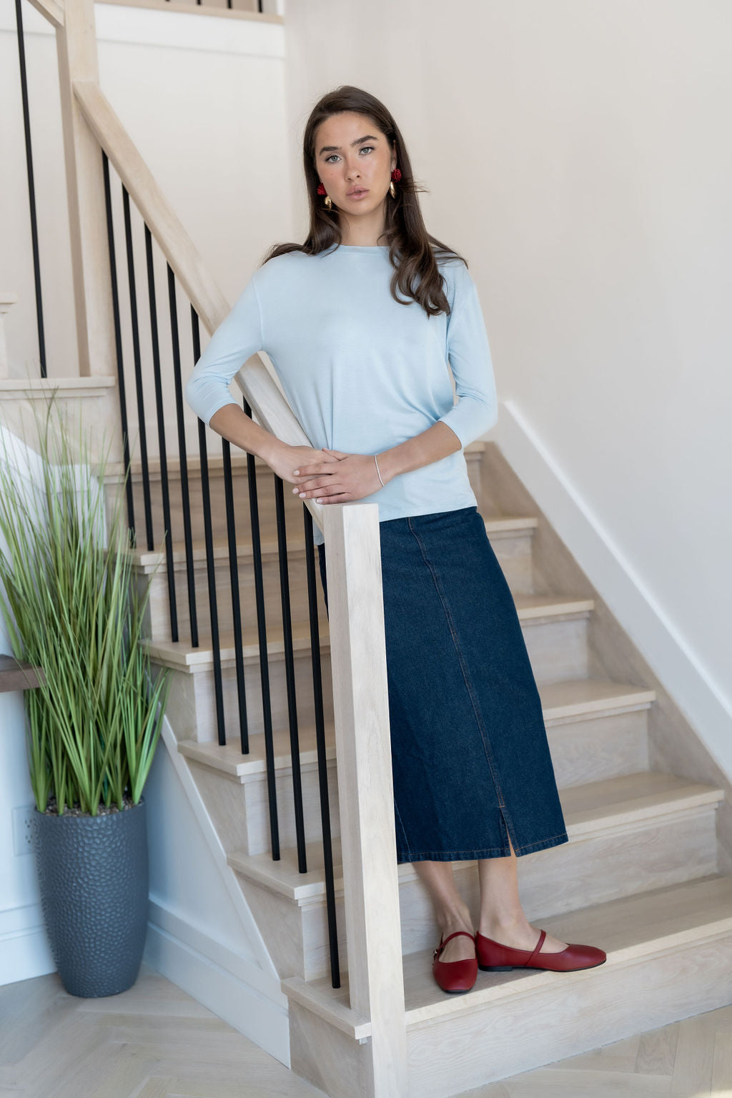DARK WASH LEATHER PATCH SKIRT