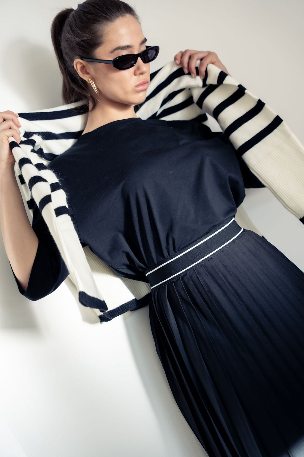 PLEATED SKIRT SIGNATURE STRIPE