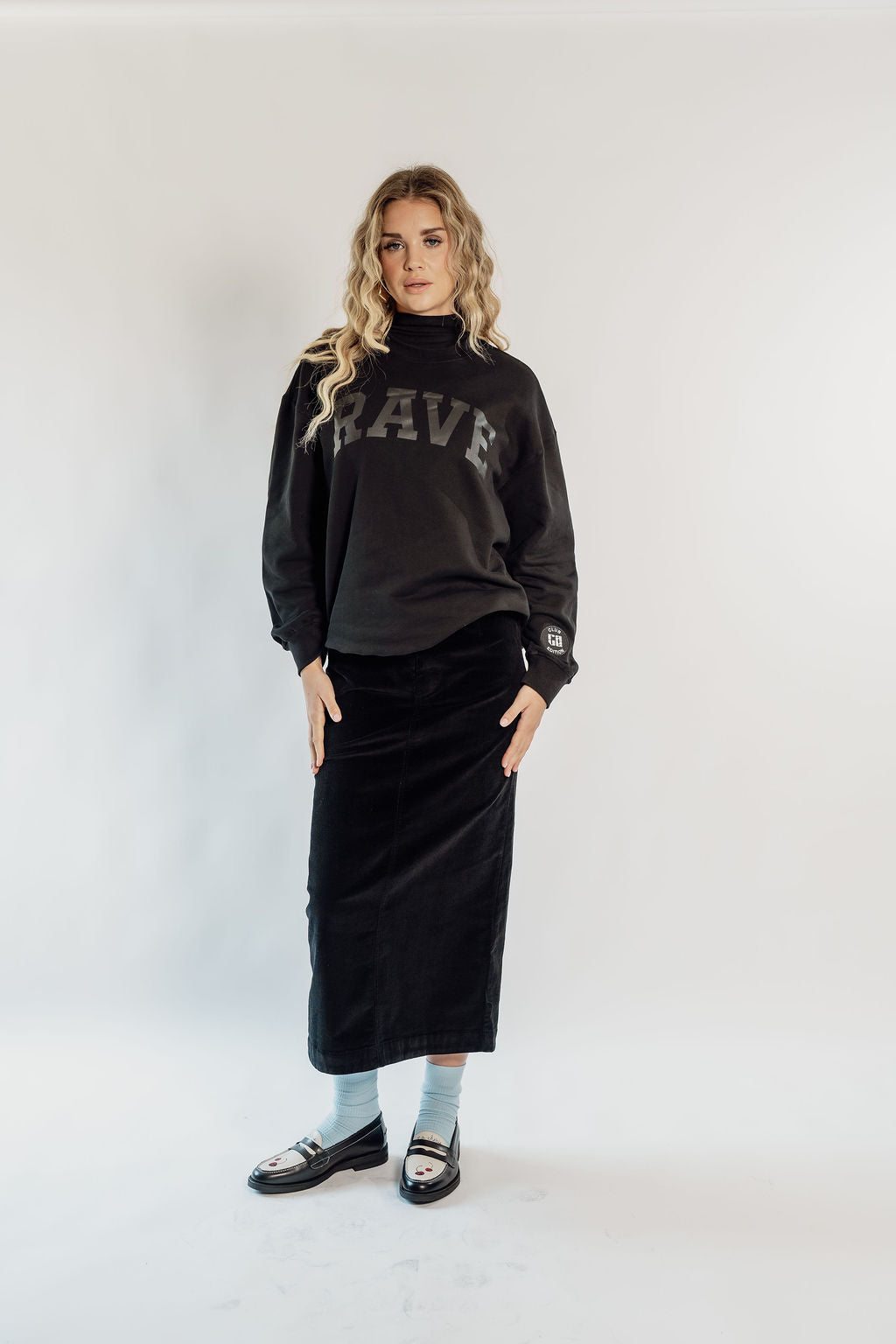 OVERSIZED RAVE - BLACK + PATCH