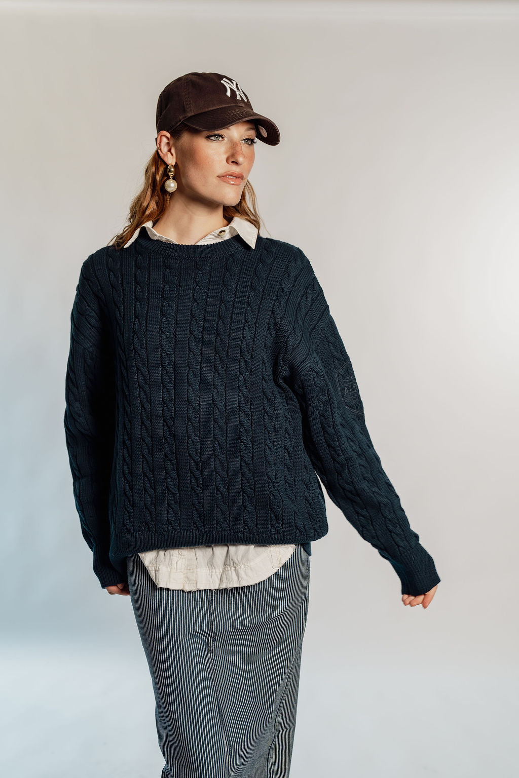 KNIT CABLE - THE CLASSIC NAVY