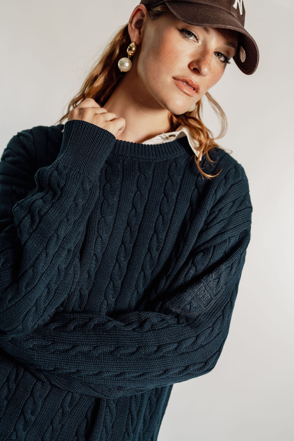 KNIT CABLE - THE CLASSIC NAVY