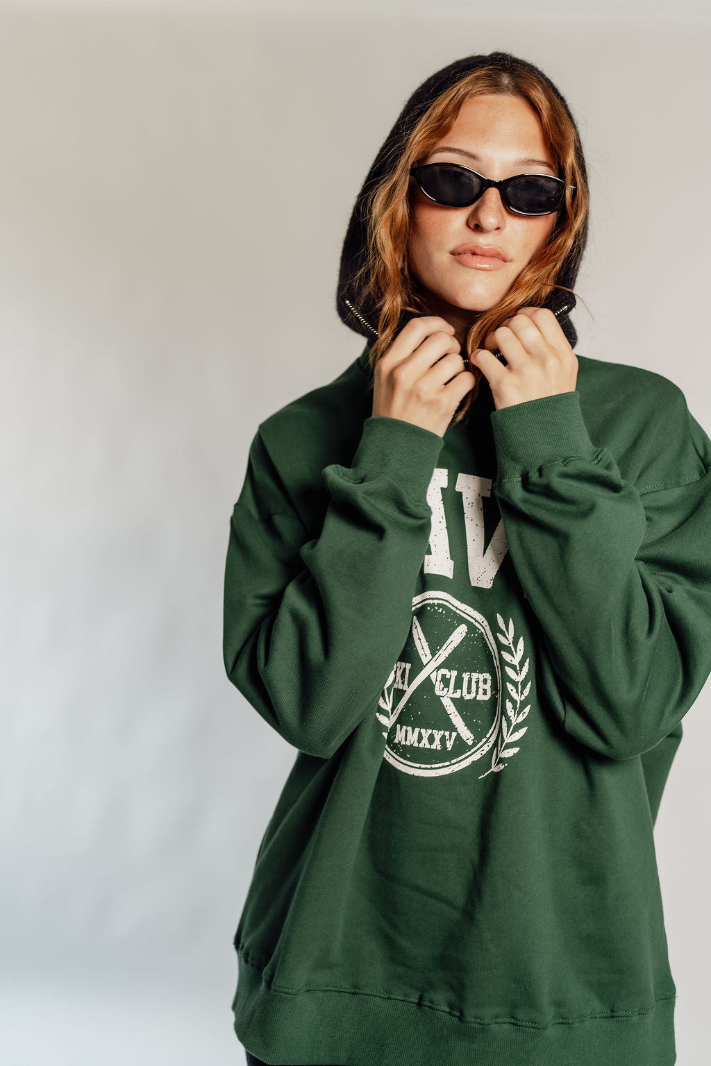 OVERSIZED RAVE - FOREST GREEN CIRCLE LOGO