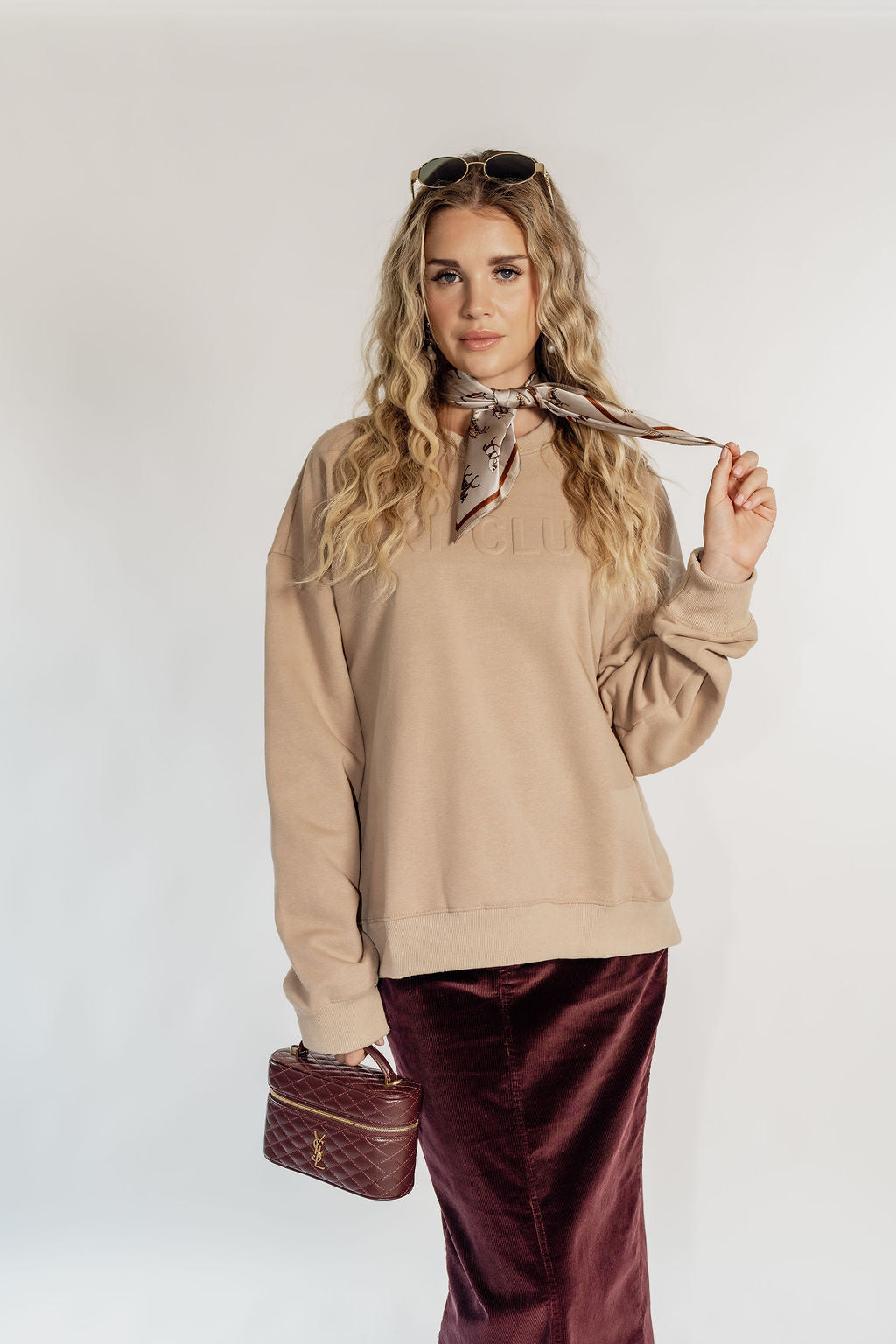 CLASSIC CREW - SKI CLUB SAND