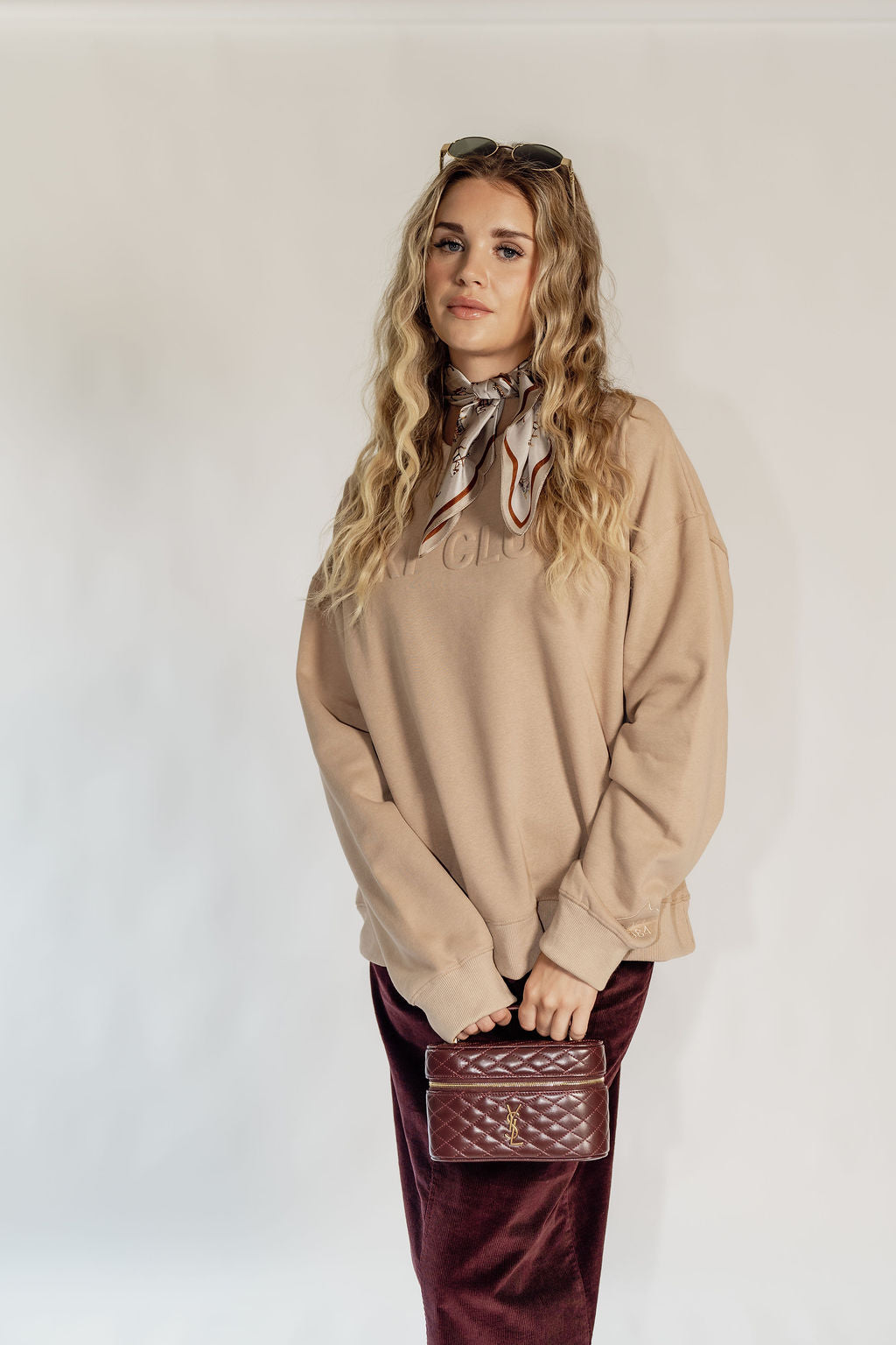 CLASSIC CREW - SKI CLUB SAND