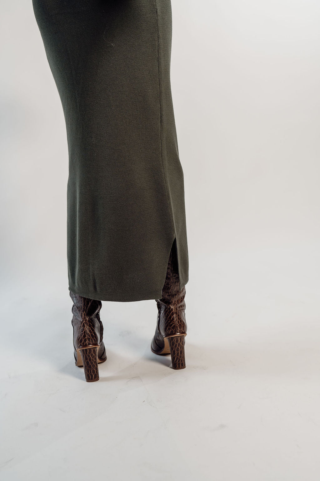 KNITTED MAXI DRESS