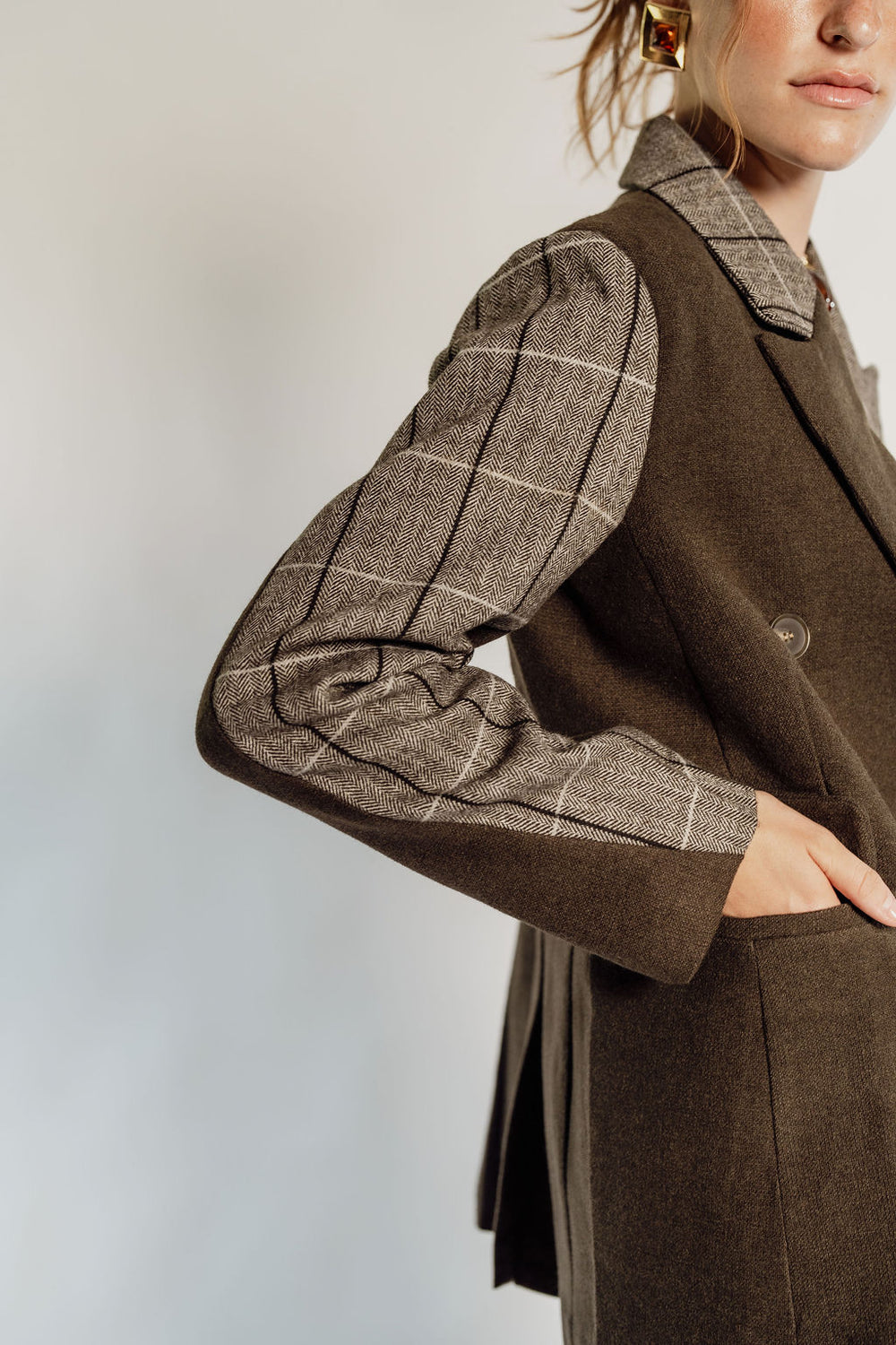 PLAID BLAZER