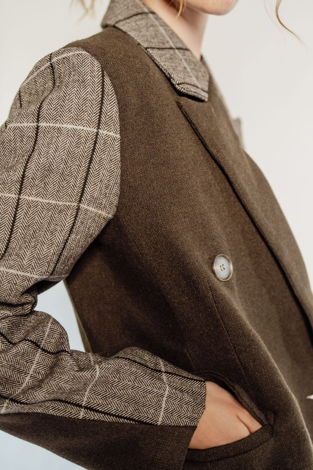 PLAID BLAZER