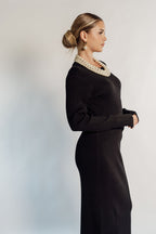 KNOT DETAIL KNITTED MAXI DRESS