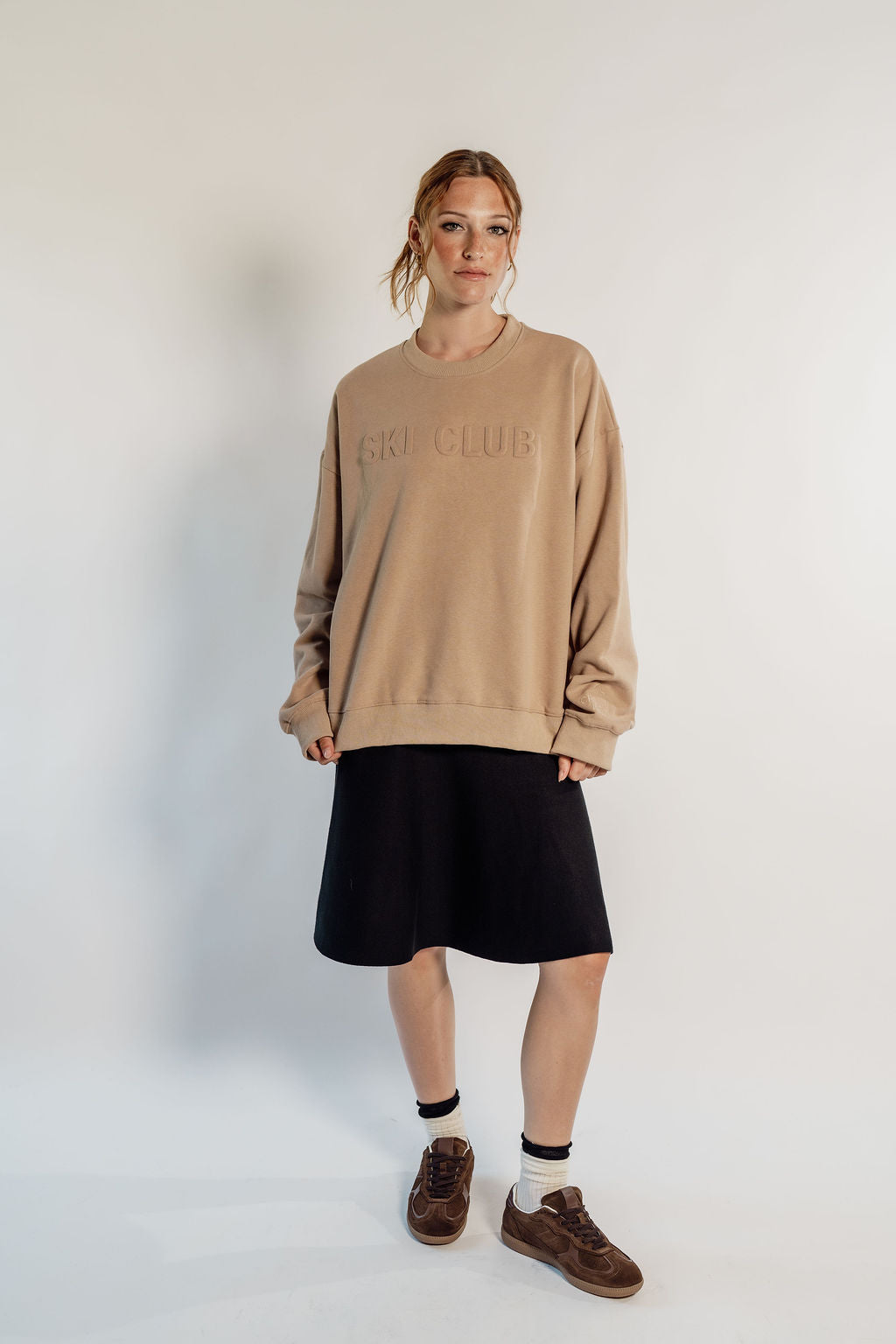 CLASSIC CREW - SKI CLUB SAND