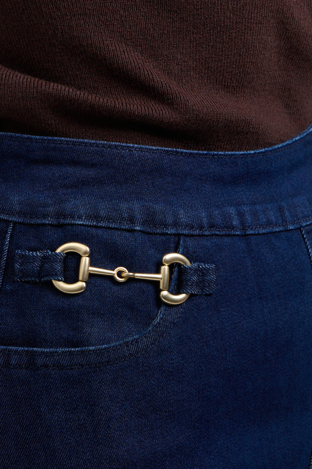 Horsebit skirt