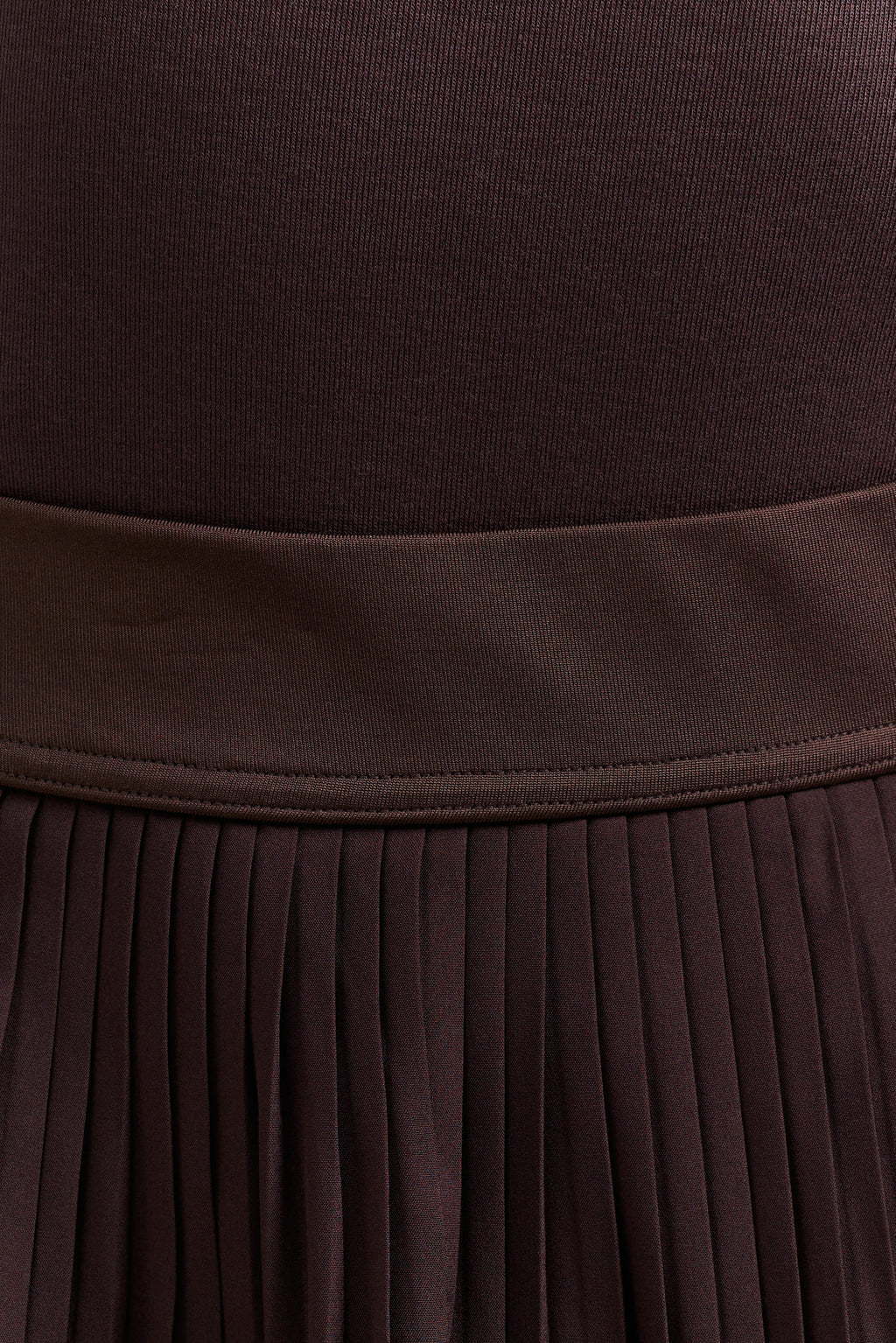 Pleated skirt