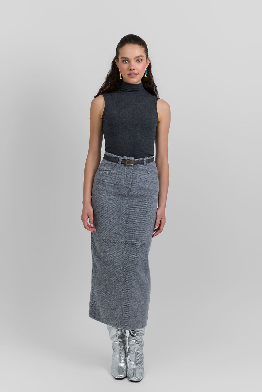 Classic belted skirt