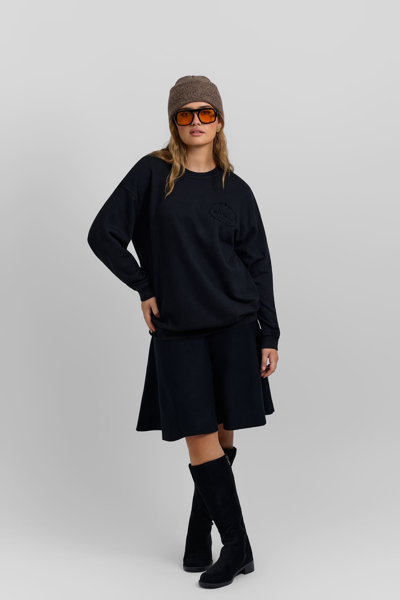 Club crewneck