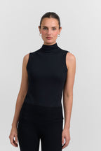 Sleeveless turtleneck