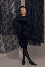 Velvet collar dress