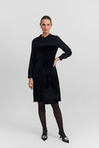 Velvet collar dress