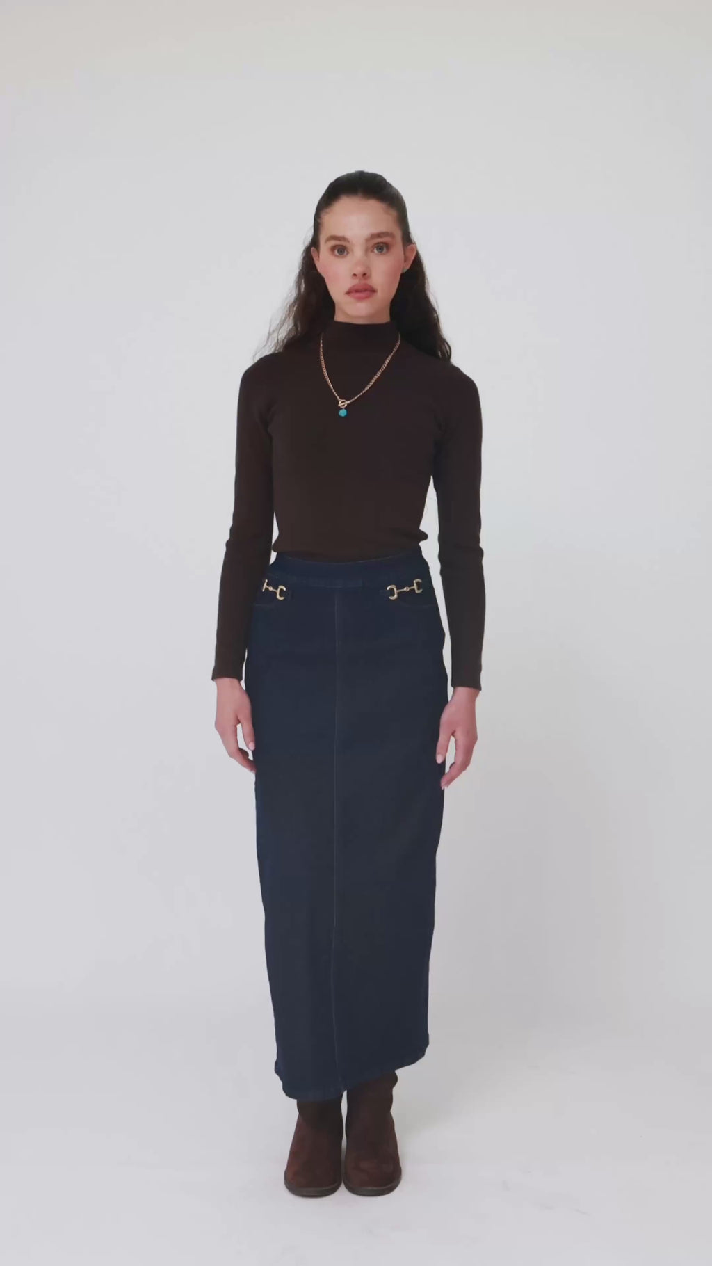 Horsebit skirt