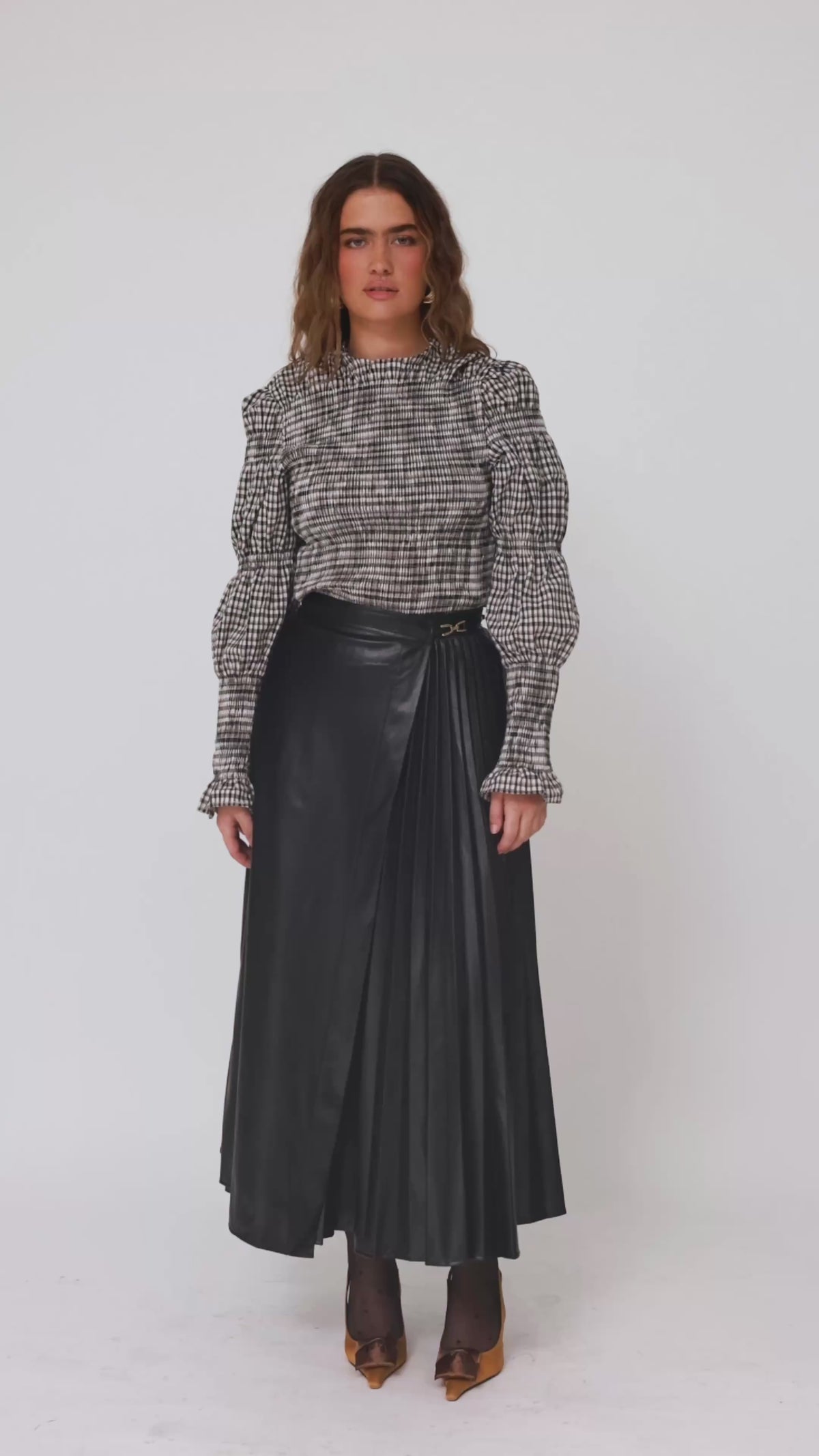 Leather pleated skirt
