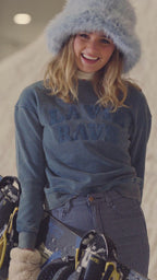 DENIM WASH CREW IN BLUE